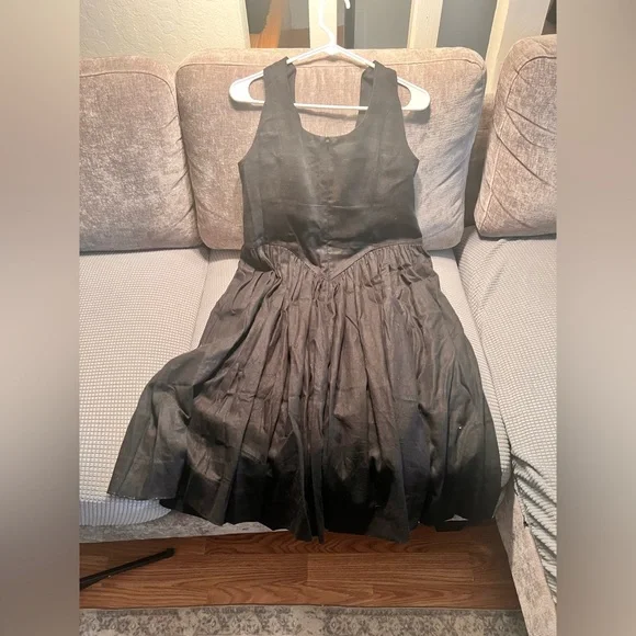 Ovate Hemlock Elegant Black Midi Dress - Picture 3 of 4